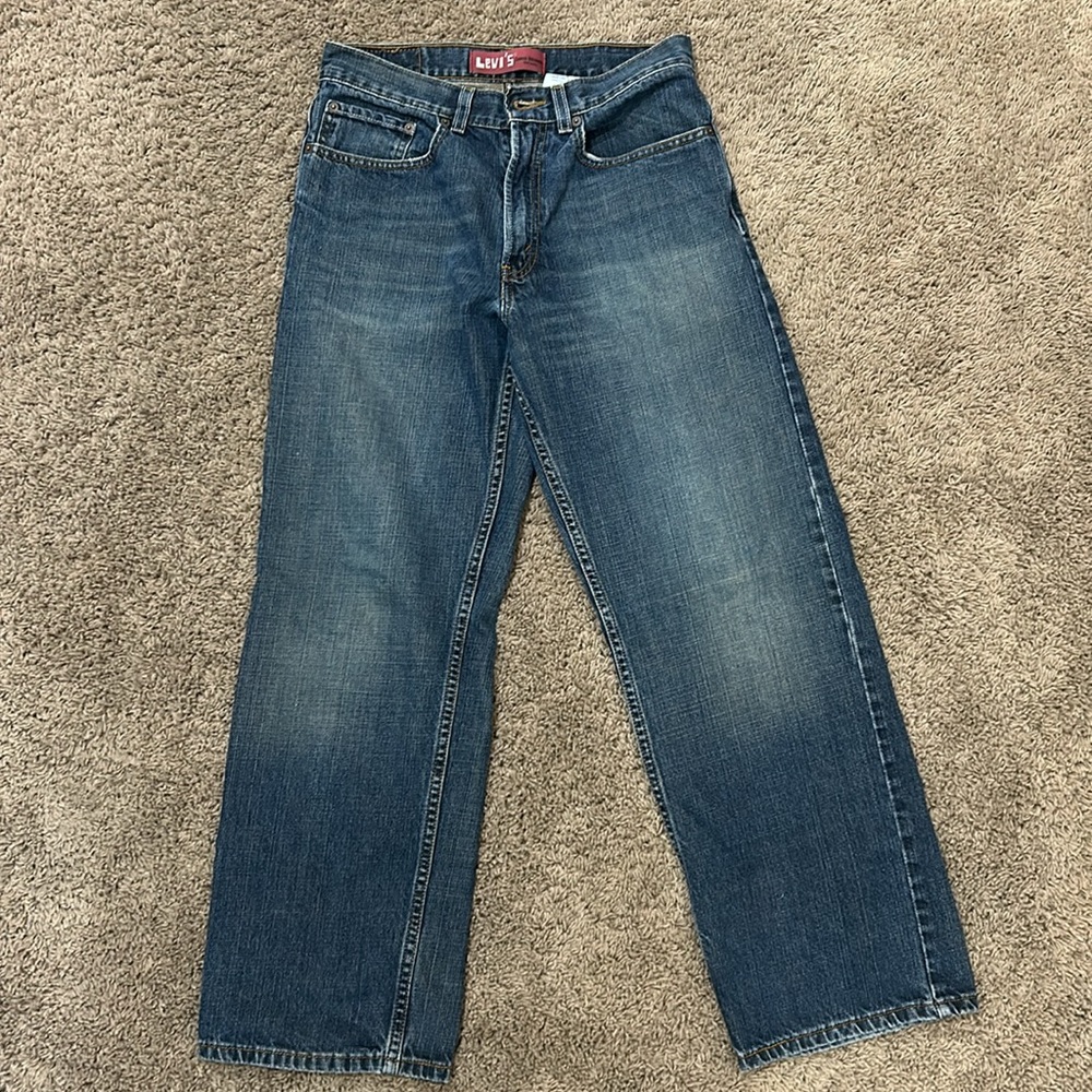 Levi's 569 jeans. Size 18 boys 29x29. In great condition.